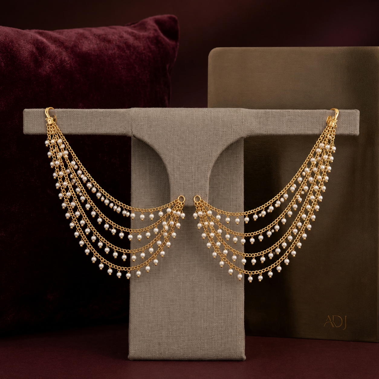 Lahar Ear Chain